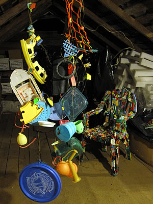 plastic art plastic art