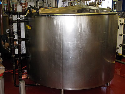 Straus organic dairy farm