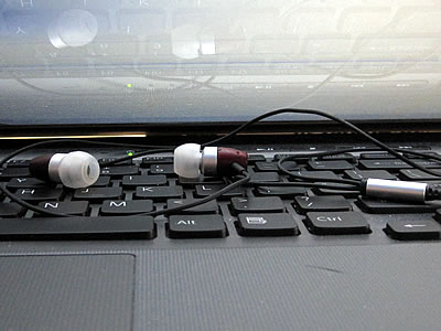 broken laptop monitor broken laptop monitor