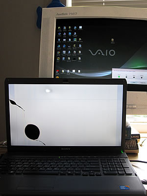 broken laptop monitor broken laptop monitor